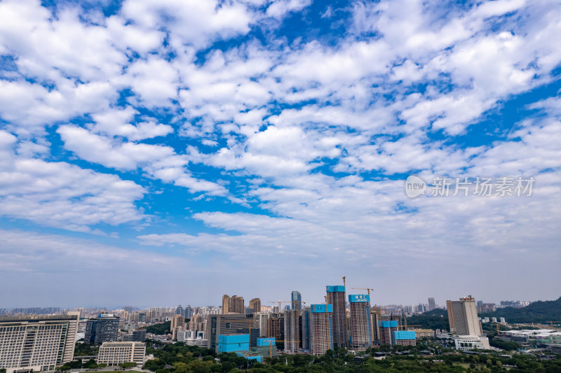广东东莞市政府及周边建筑航拍摄影图