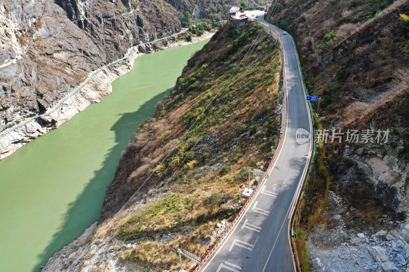 香格里拉上虎跳峡