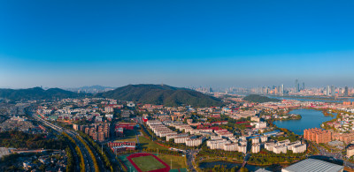 湖南长沙岳麓山橘子洲万山红遍秋色航拍全景