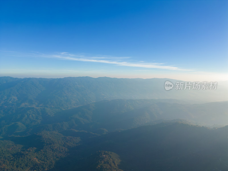 高空航拍蓝天下的山脉自然风光