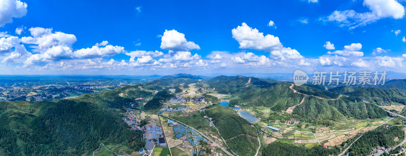 祖国大好河山山川丘陵蓝天白云航拍图