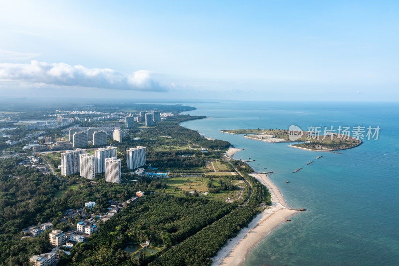 航拍海南博鳌红石滩晴天海岸风光