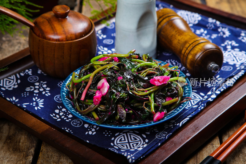营养美味炒苋菜
