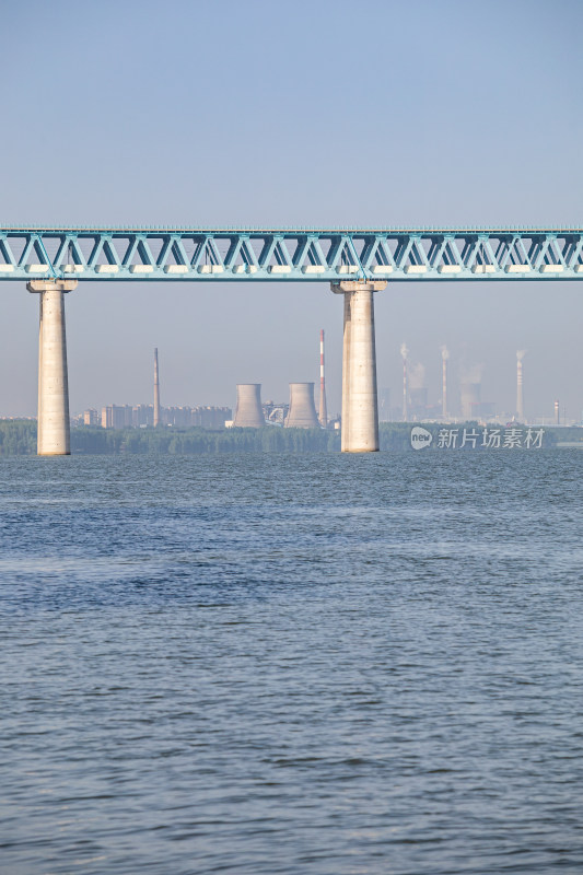 河南三门峡陕州公园天鹅湖黄河公园景点景观