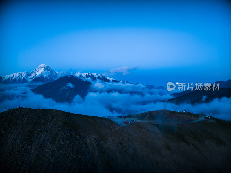 四川贡嘎雪山子梅垭口航拍