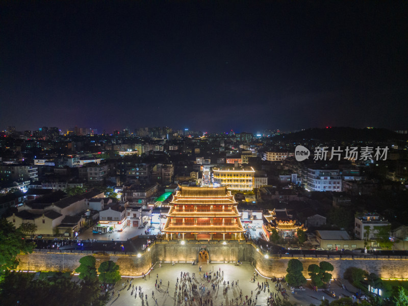 广东潮州古城广济门城楼夜景