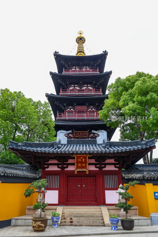 苏州姑苏枫桥景区寒山寺