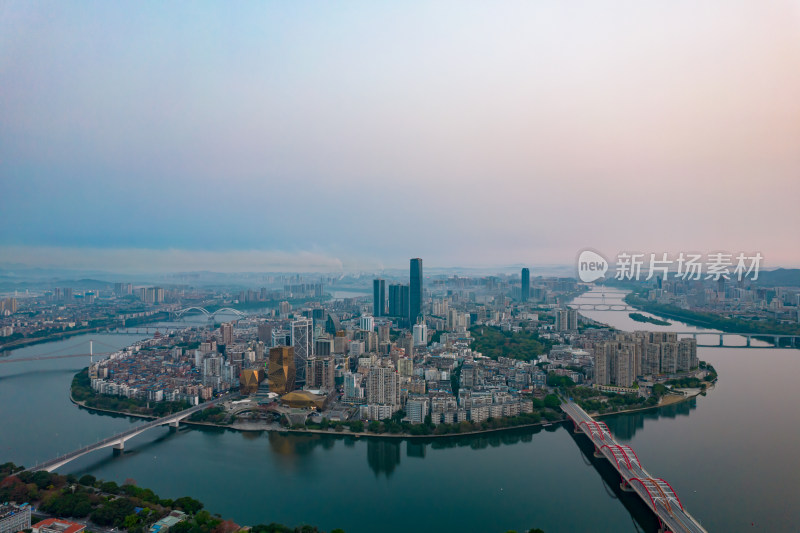 广西柳州城市风光航拍图
