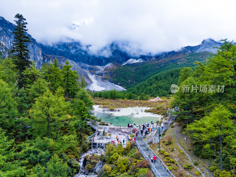 四川稻城亚丁旅游区美丽风光