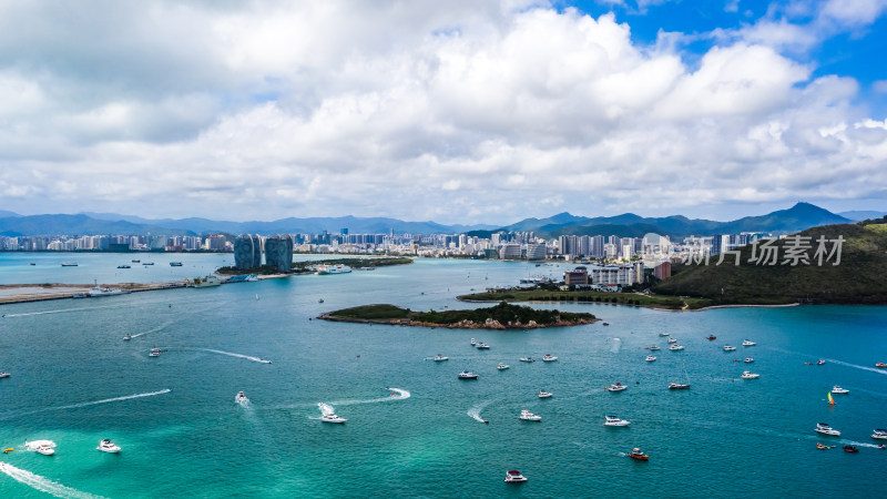 海南三亚湾海上游艇航拍