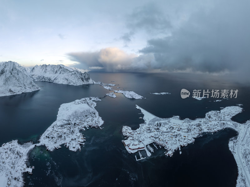 挪威罗弗敦群岛北极圈雷纳冬季雪景高空航拍