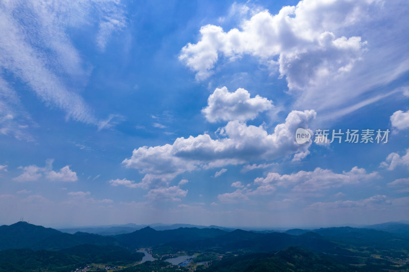 丘陵地貌山川丘陵航拍摄影图