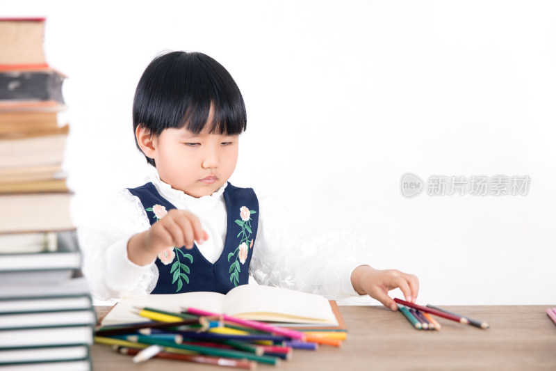 复课开始学习的孩子