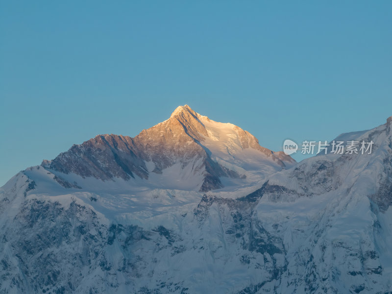 西藏日喀则珠峰东坡嘎玛沟喜马拉雅山脉航拍