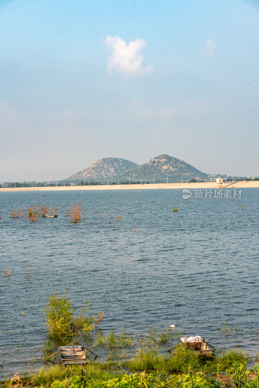 夏天的邹城孟子湖湿地湖泊自然景观