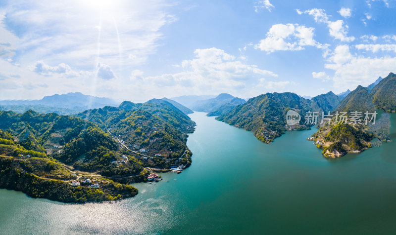 湖北宜昌清江画廊自然风光山水风景全景配图