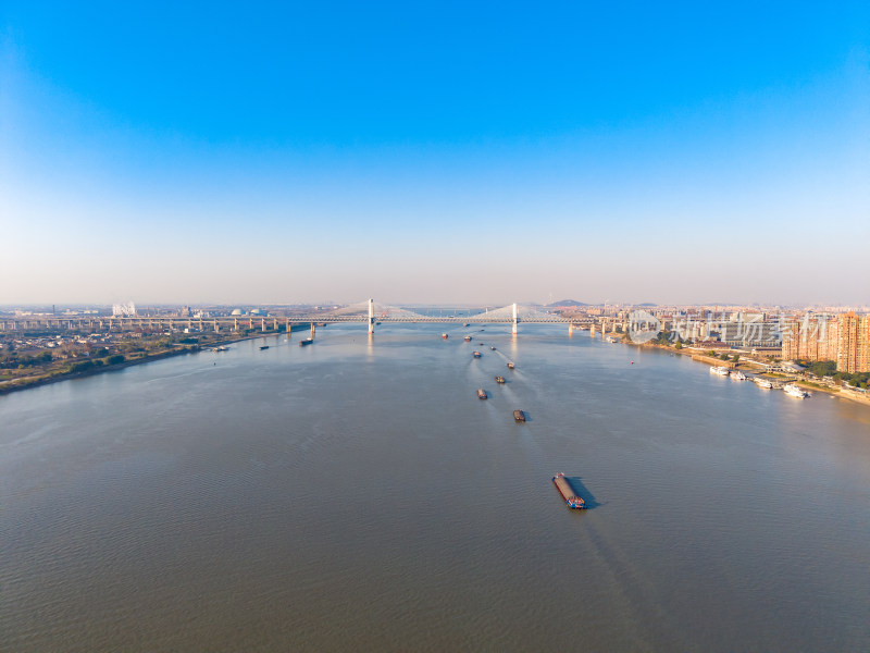 河流桥梁航拍全景