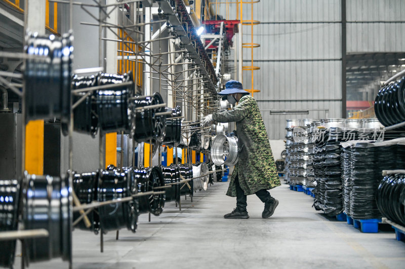 铝企业生产加工 汽车轮毂生产车间