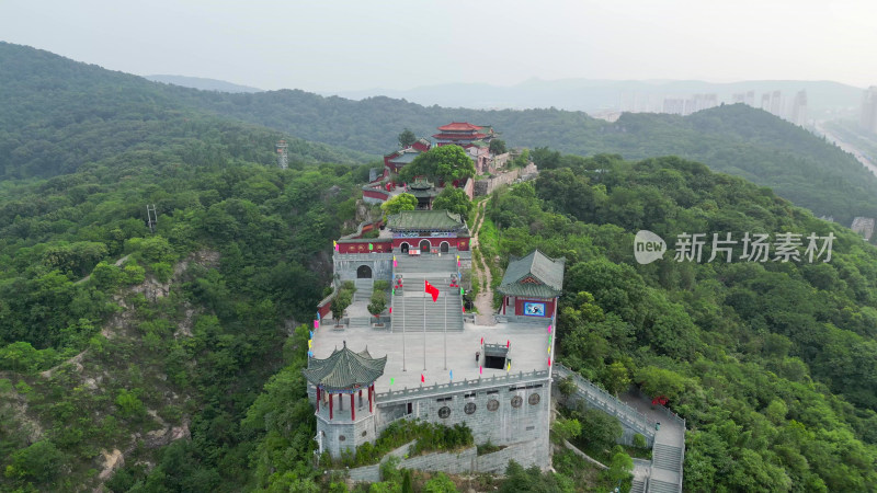 航拍湖北襄阳真武山