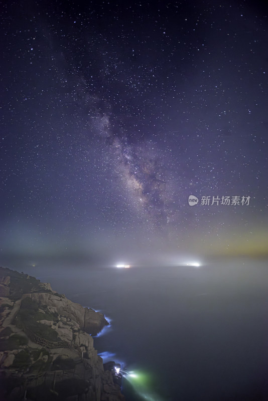 海边夜空银河星空景象
