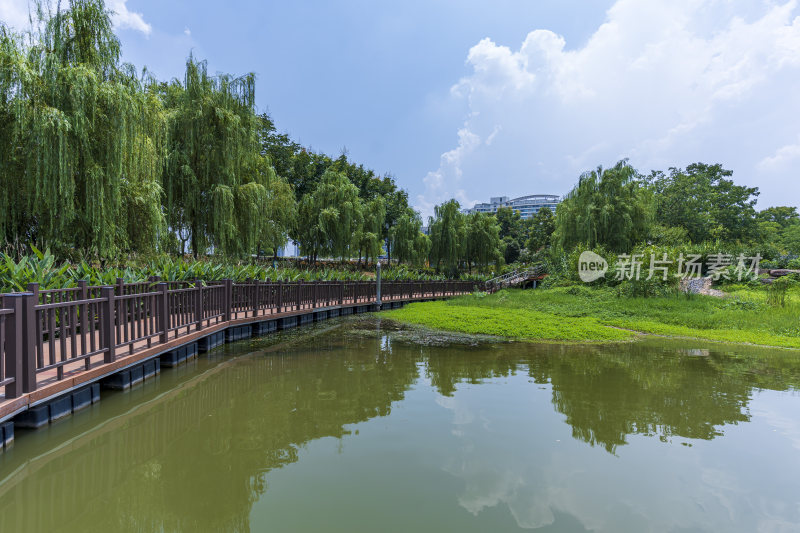 武汉洪山区南湖幸福湾公园风景