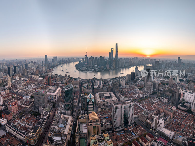 上海外滩陆家嘴城市建筑群城市天际线航拍