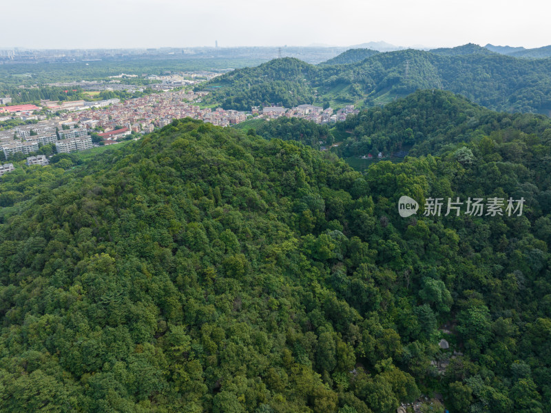 航拍杭州西湖群山与居民区