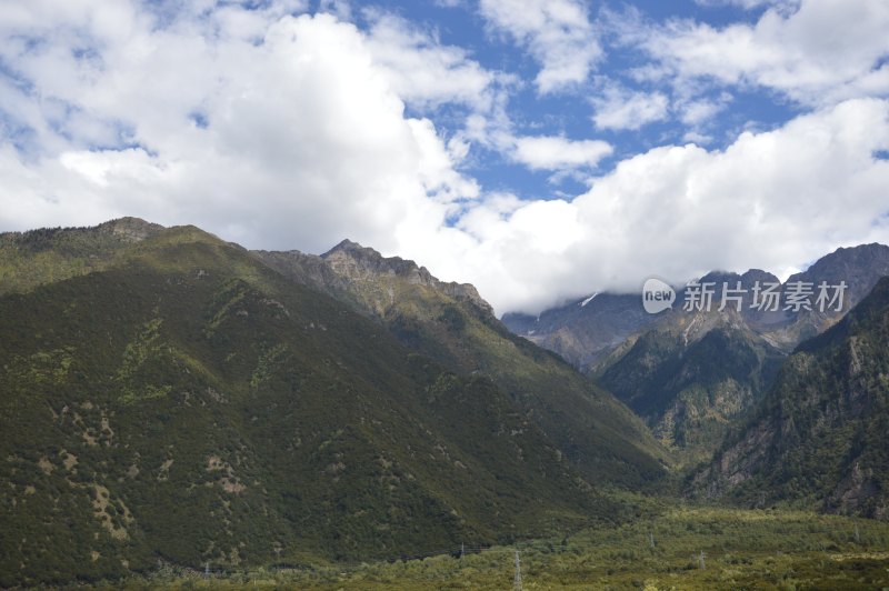 西藏巴松措景区风景