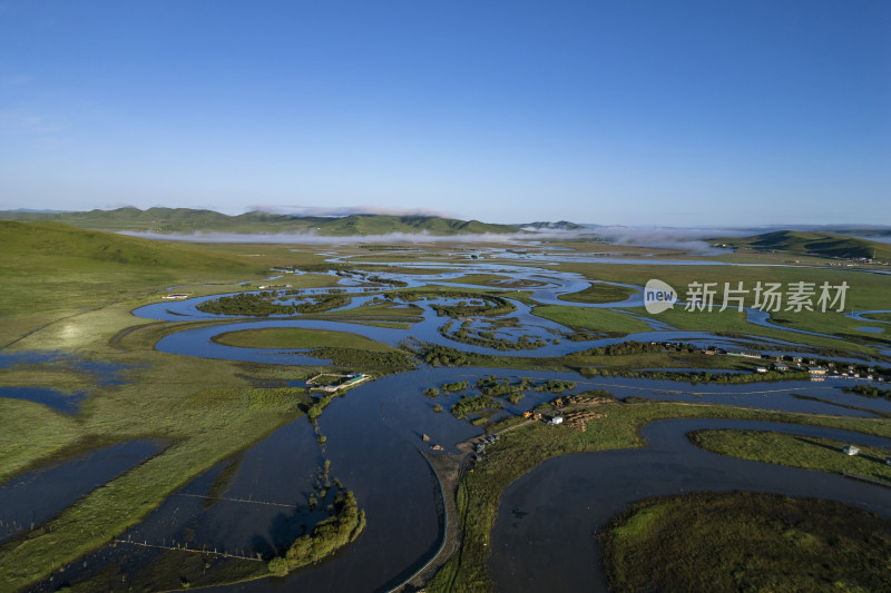 若尔盖国家湿地公园黑河和热曲水系清晨光影