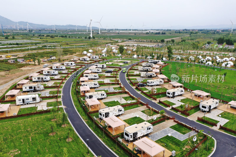 亲近自然房车星空帐篷露营基地