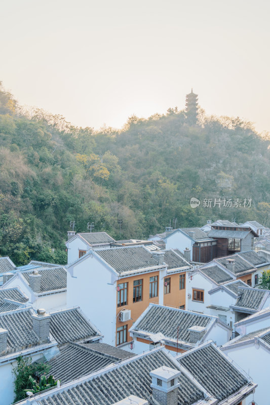 柳州窑埠古镇与蟠龙山