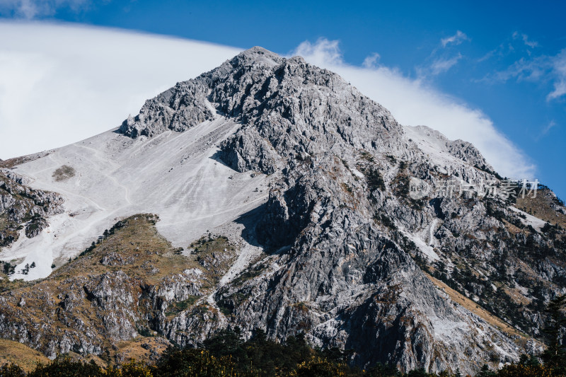 丽江玉龙雪山大峡谷