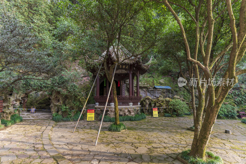 杭州栖霞岭黄龙洞景点风景