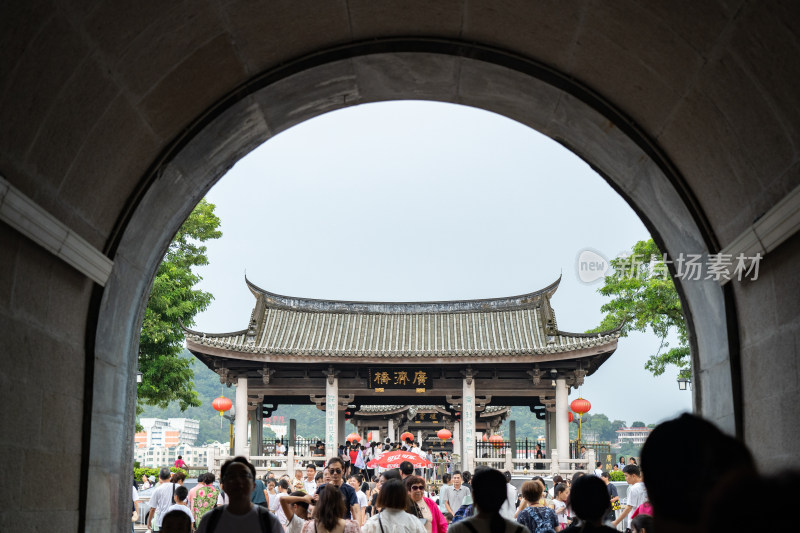 潮州著名的旅游景点广济桥