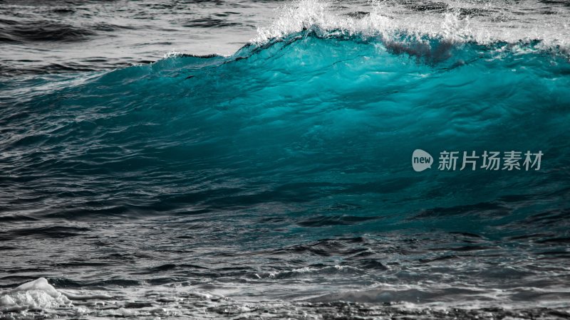 大海浪花巨浪浪潮汹涌海浪波涛汹涌