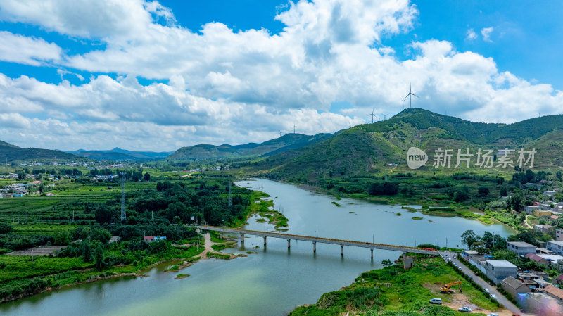 航拍枣庄山亭庄里水库风景区