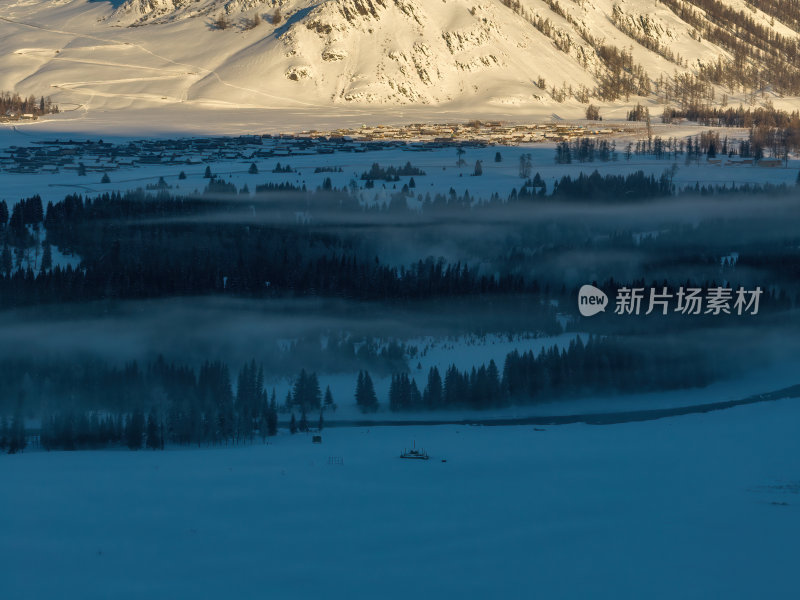 新疆北疆阿勒泰喀纳斯冬季雪景童话世界航拍