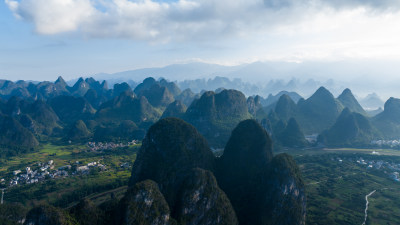 广西桂林山水水墨画 桂林山水甲天下