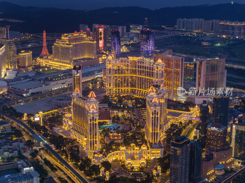 澳门半岛永利皇宫巴黎人伦敦人夜景高空航拍