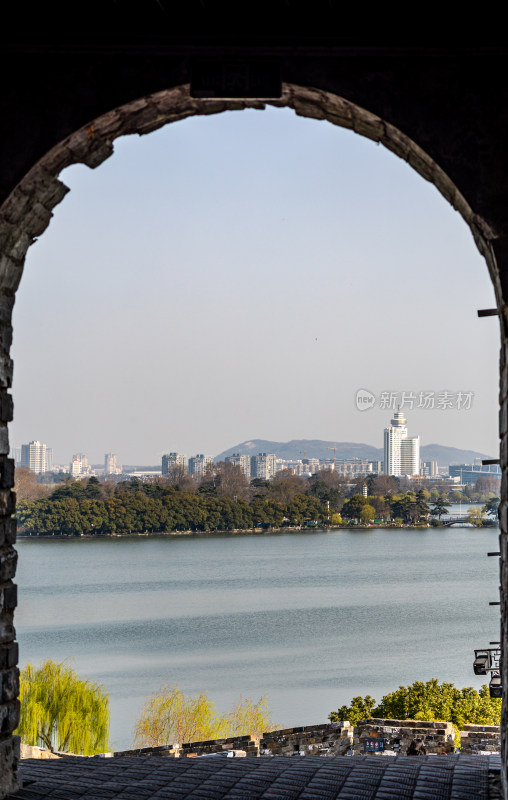 南京古城墙看南京城市建筑景观