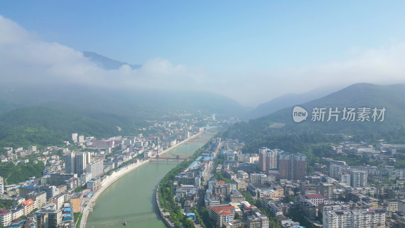 航拍湖北襄阳保康县城市风光