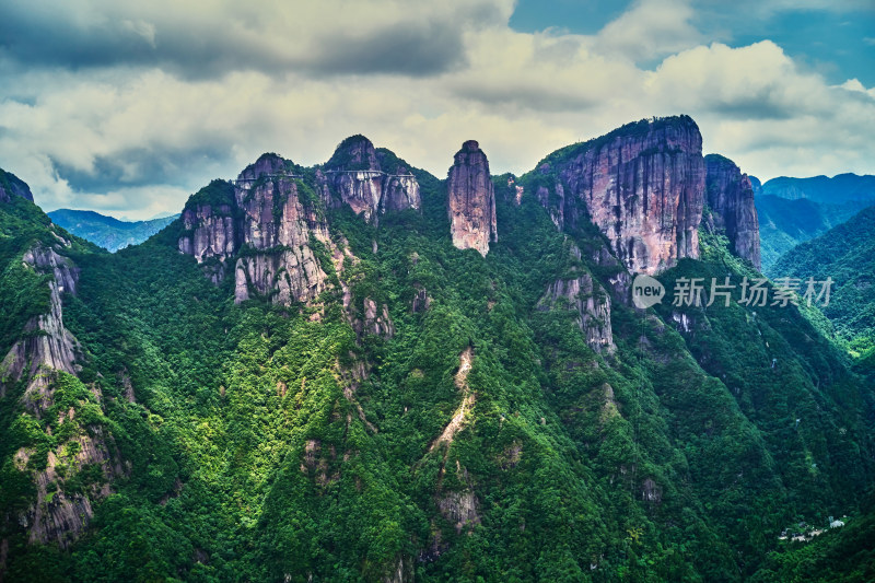 神仙居的壮观群山