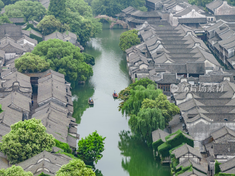 航拍江南水乡古镇乌镇全景