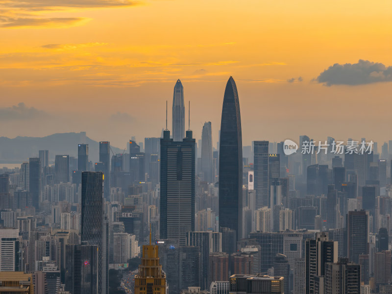 深圳罗湖CBD平安大厦长焦日落夜景航拍