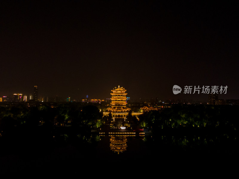 航拍山东济南大明湖景区超然楼夜景