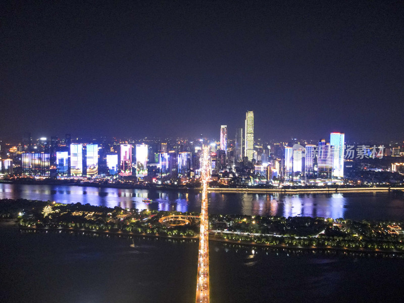 湖南长沙夜景灯光秀航拍摄影图