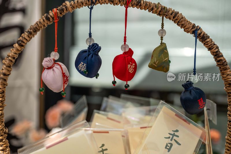 扬州历史文化街区仁丰里销售的吉祥香囊