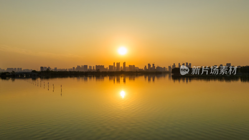 武汉金银湖的日落