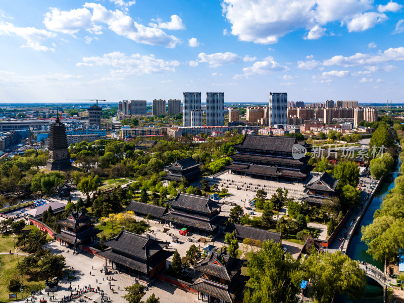 辽宁辽阳城市风景航拍广佑寺与辽阳白塔