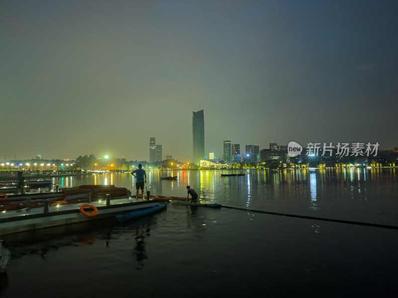 成都兴隆湖城市风光夜景天际线